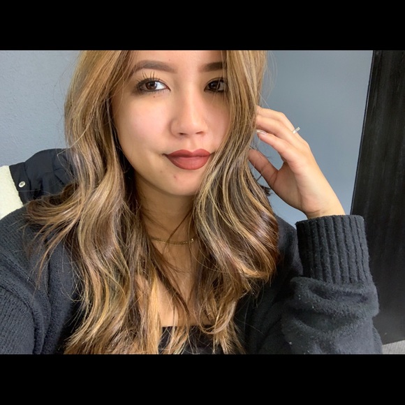 Meet your Posher, Amber - Picture 1 of 1